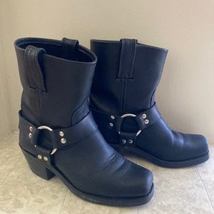 Women’s Frye 8R Harness Boots